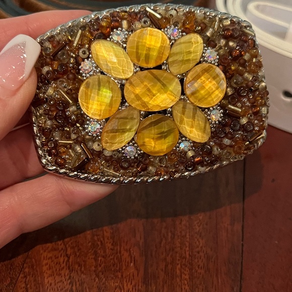 Beautiful handmade belt buckles with interchangeable belts size medium. EUC - Picture 6 of 7